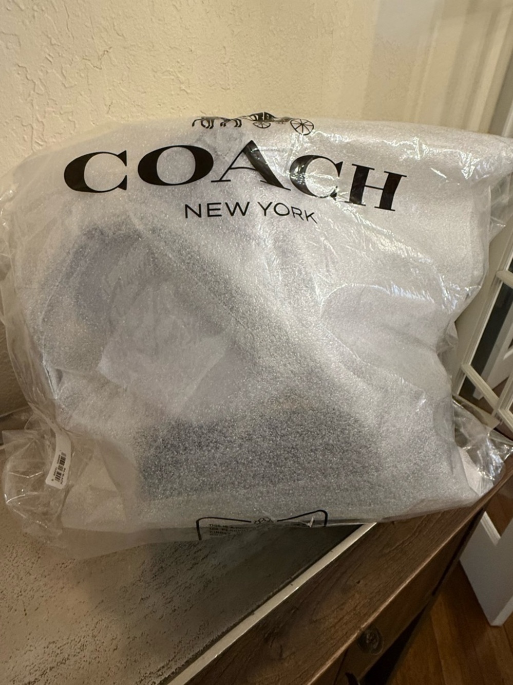 COACH
Originals Kisslock Medium Pebble Leather Barrel Shoulder Bag 28 - Picture 5 of 8